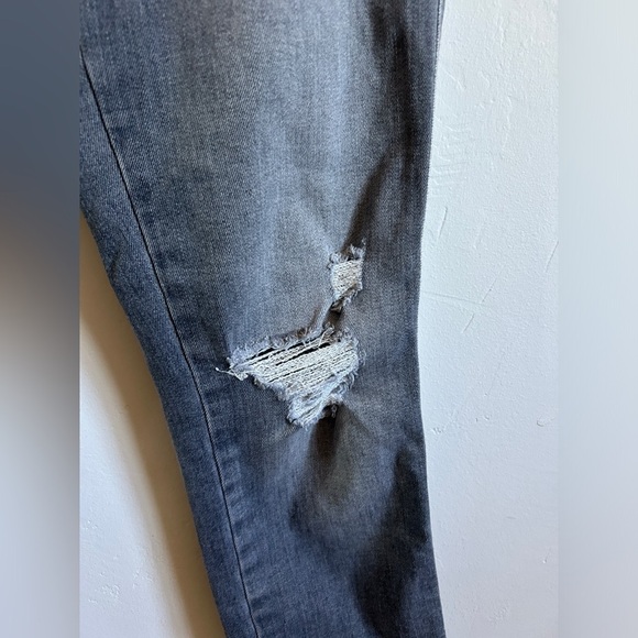 Closed Denim Skinny Pusher Jeans - Picture 7 of 16